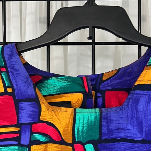 Colorful Geometric Pattern Dress - Picture 4 of 8